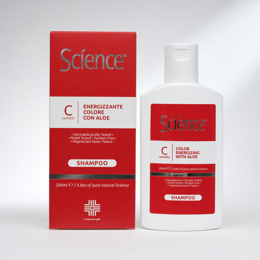 Szampon z aloesem Science 200 ml – butelka z kartonikiem na jasnym tle