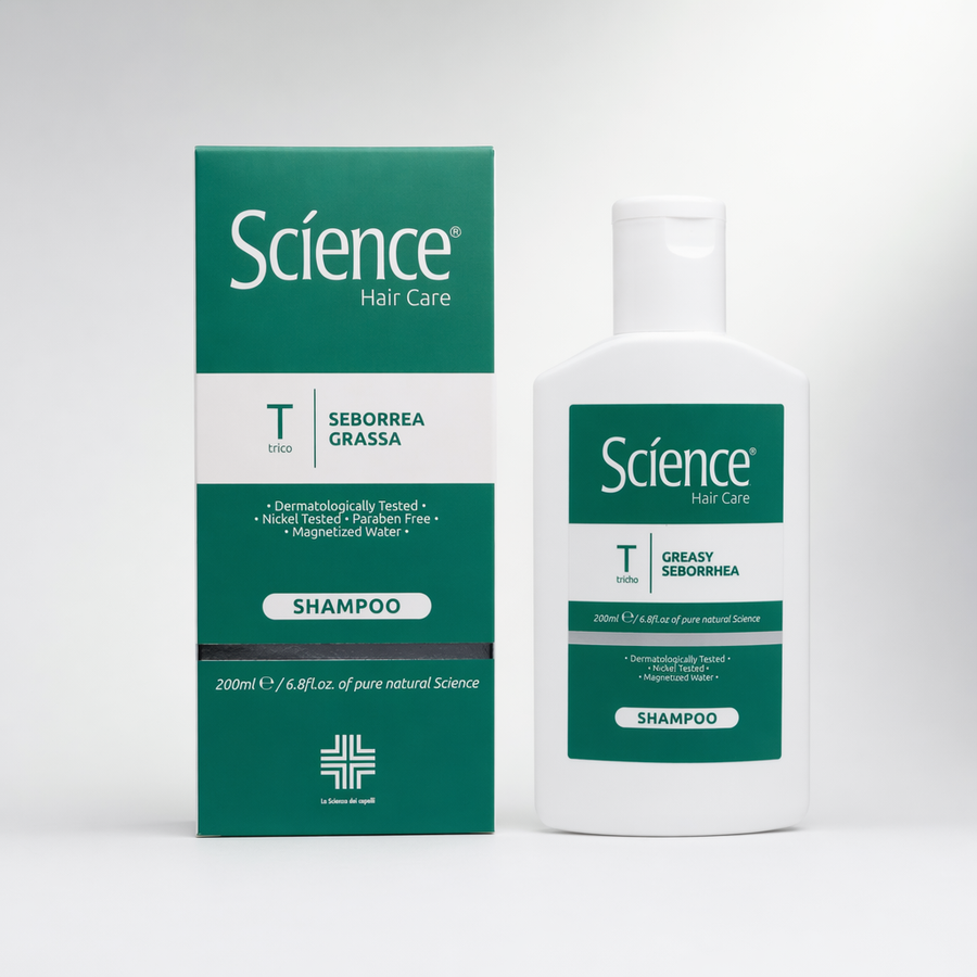 Szampon na łojotok tłusty Science 200 ml – butelka z kartonikiem na jasnym tle